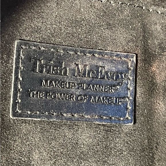 Trish McEvoy Makeup Planner - Picture 11 of 12